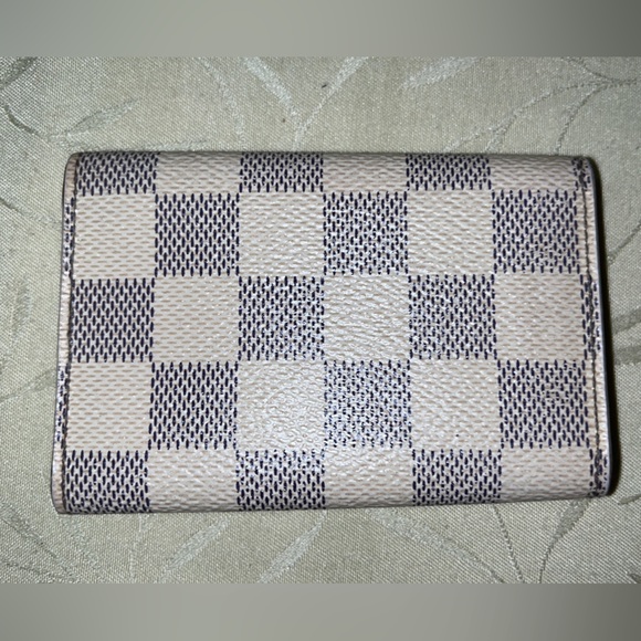 Louis Vuitton Damier Azur 6 Key Holder - Picture 2 of 16